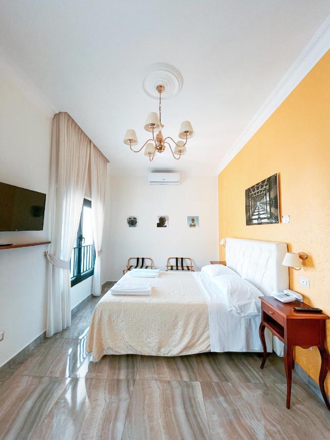 Neapolitantrips Hotel Zewnętrze zdjęcie